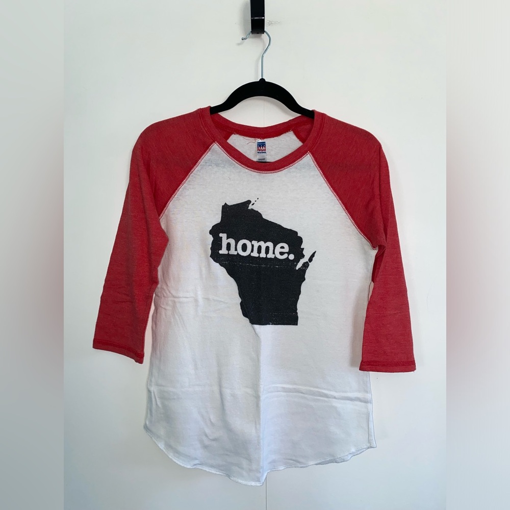 Wisconsin “home” Small Baseball T in Red/White/Black